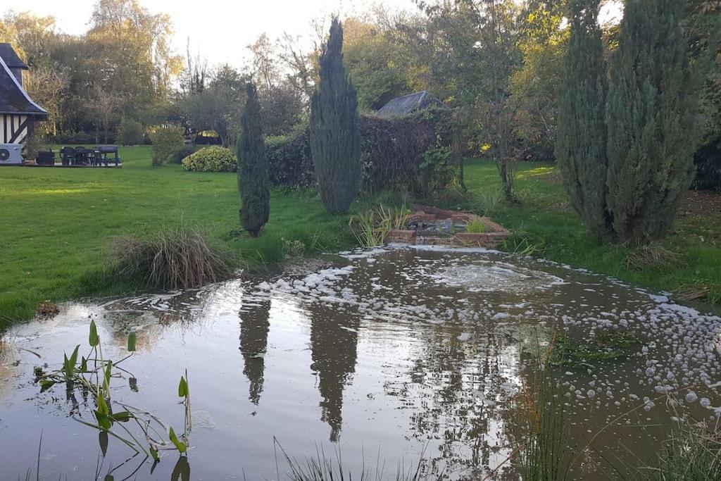 Villa Domaine Du Bois L'Abbe Épaignes Esterno foto